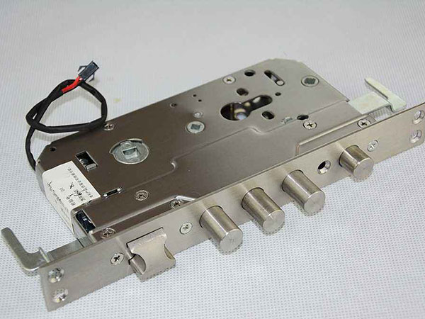 瑞丽24小时上门开锁公司