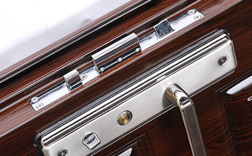 瑞丽24小时上门开锁公司